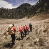 15 Tips Mendaki Gunung Agar Tidak Cepat Lelah dan Capek